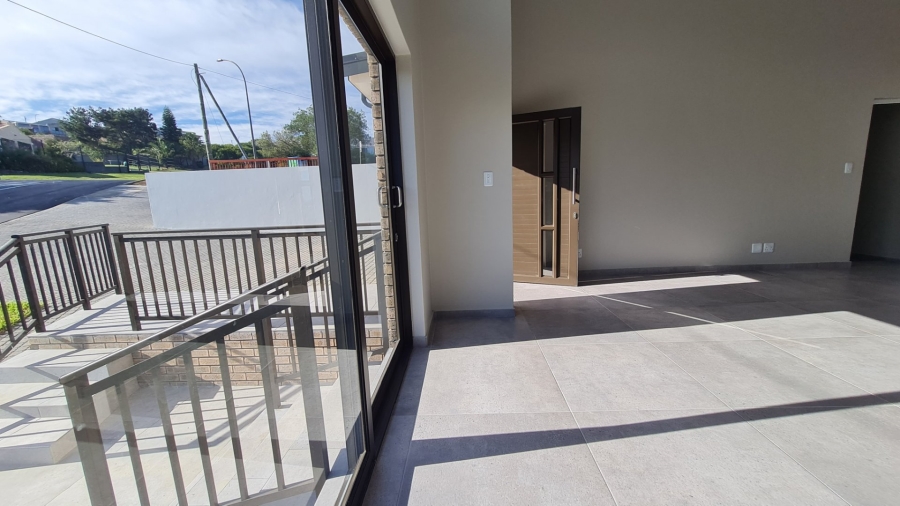3 Bedroom Property for Sale in Dana Bay Western Cape